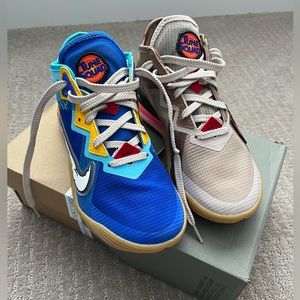 2021 Space Jam x LeBron 18in low Wile E x Roadrunner NEW w/ Box. Rare!